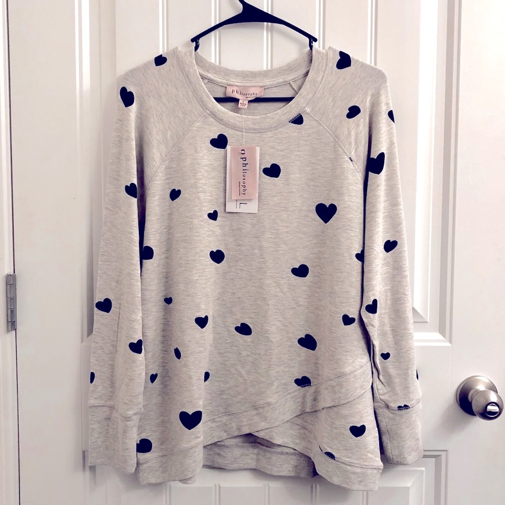 comfy sweatshirt, gray w/black hearts, phi… - Picture 1 of 12